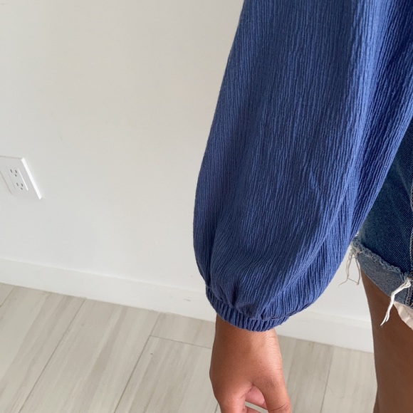 H&M off-the-shoulder long sleeve - Picture 5 of 7